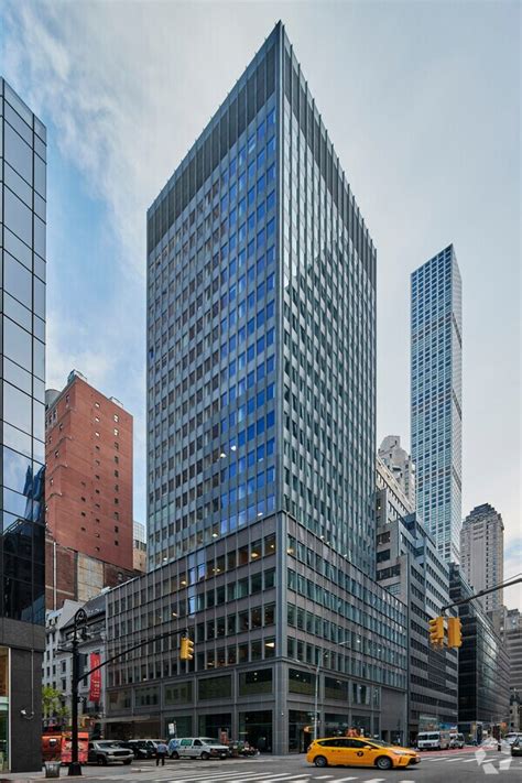 645 madison avenue|330 madison avenue cross street.